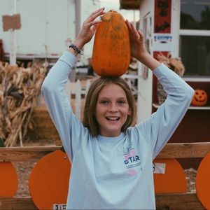 Meet your Posher, Ella